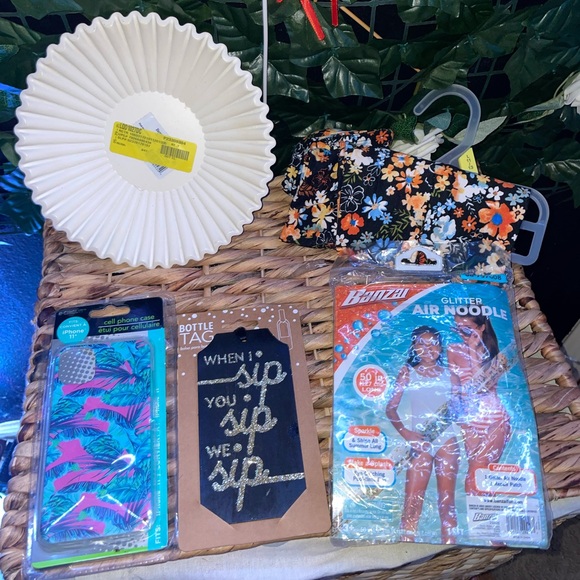 Woven Straw Tote Bag bundle - Picture 2 of 8